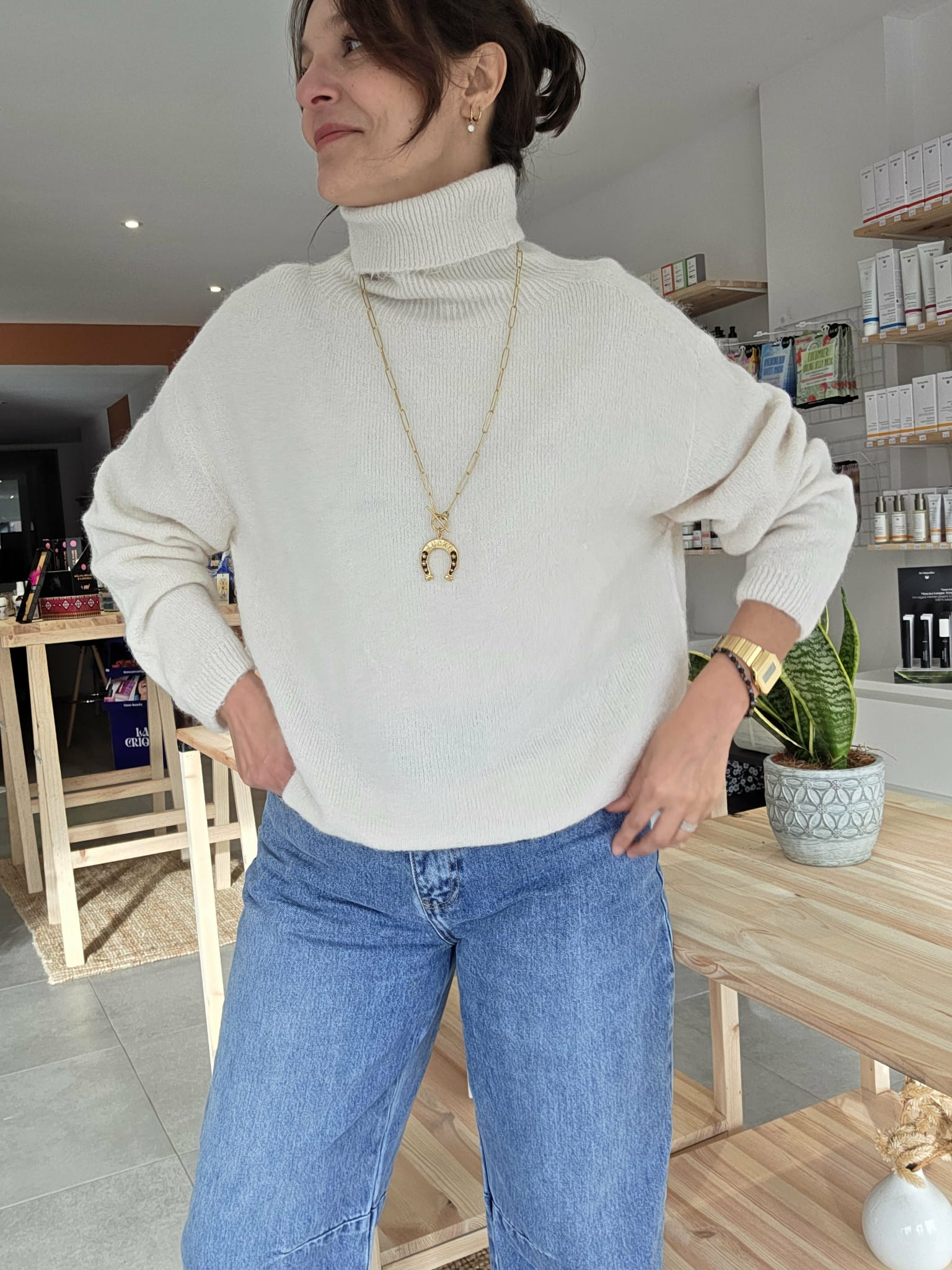 4c3bb7bb-6433-4b1d-9665-a8d461bb3a34 (1)