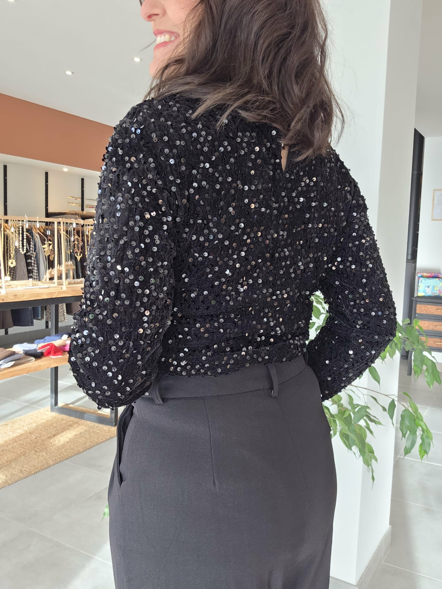 bad0338a-d716-40cd-a2fe-79a4450ff488